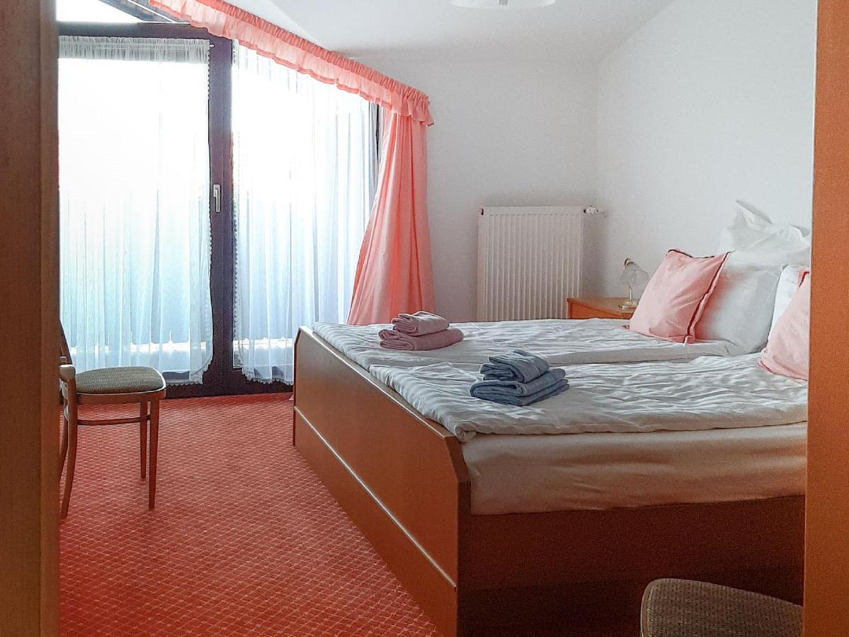 Ferienwohnungen Am Hasenweg Ruhstorf an der Rott Exteriör bild